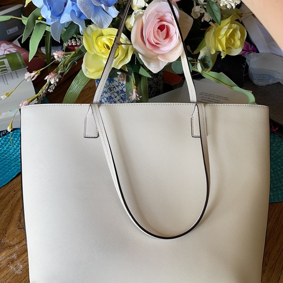 White and navy Kate Spade tote/purse - Picture 5 of 5
